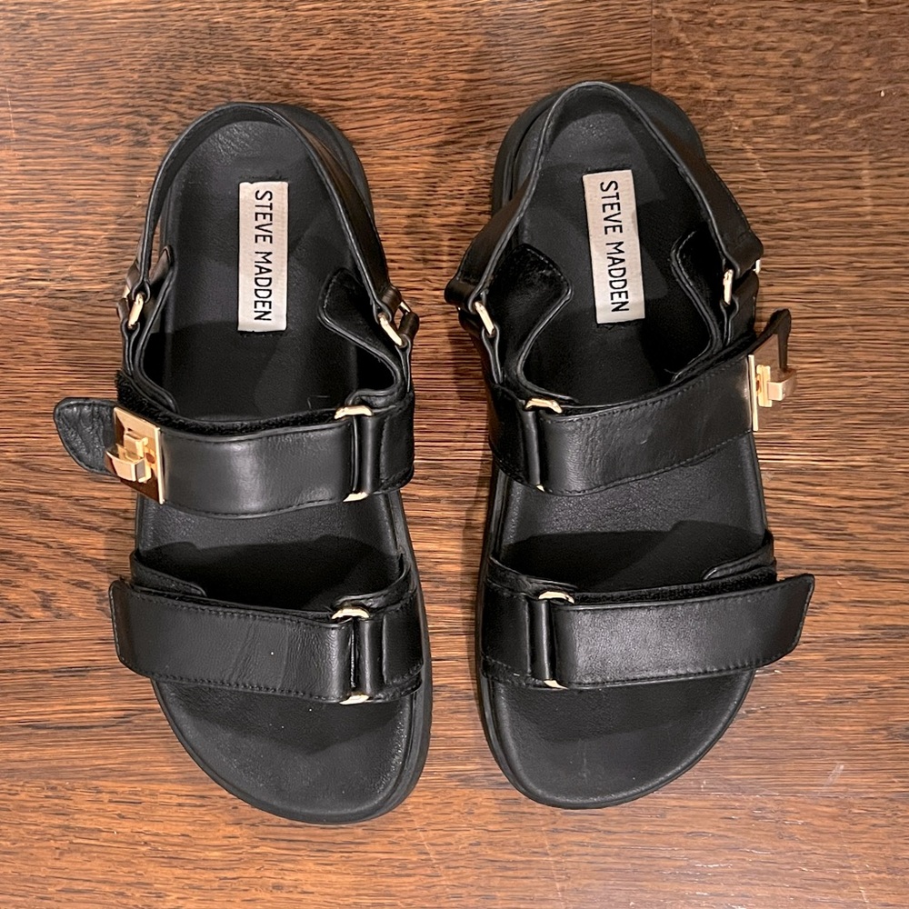 Steve Madden Leather Sandals// w box!